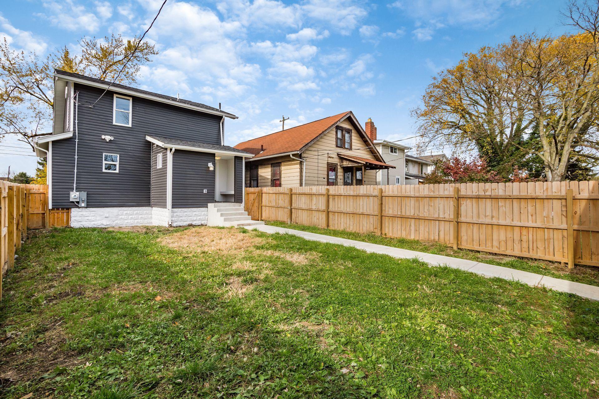 1330 Lockbourne Road Columbus, OH 43206 - Photo 32 of 35