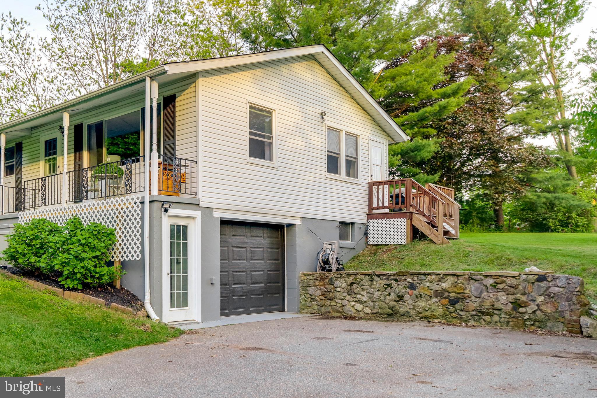 1243 Brehm Road Westminster, MD 21157 - Photo 3 of 40 Gallery Image 3