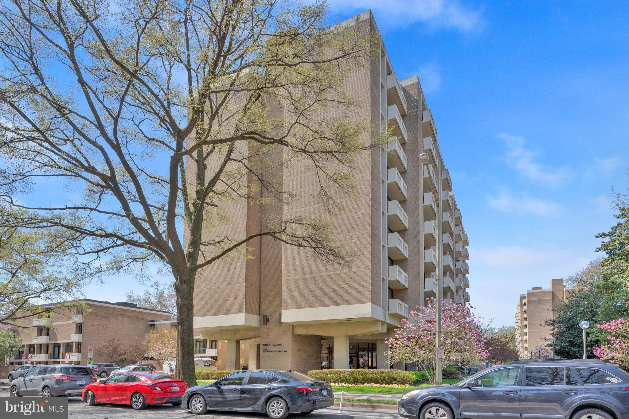1245 4th Street Southwest, Unit E210 Washington, DC 20024 - Photo 25 of 27