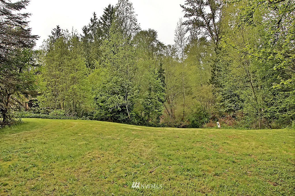 23126-23128 Locust Way Bothell, WA 98021 - Photo 15 of 25