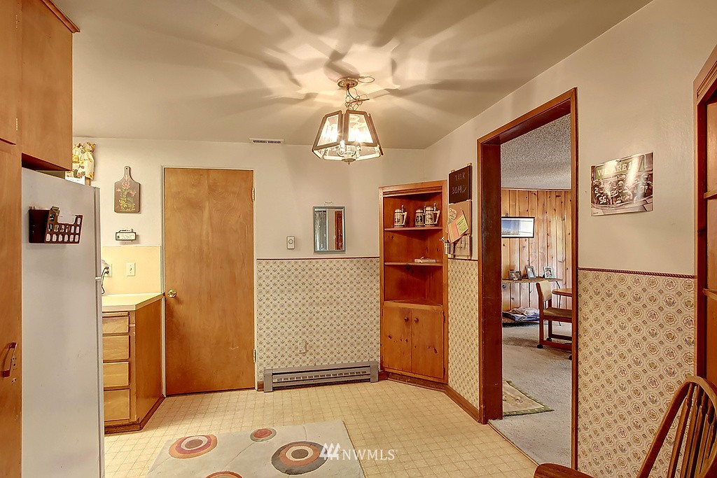 23126-23128 Locust Way Bothell, WA 98021 - Photo 5 of 25