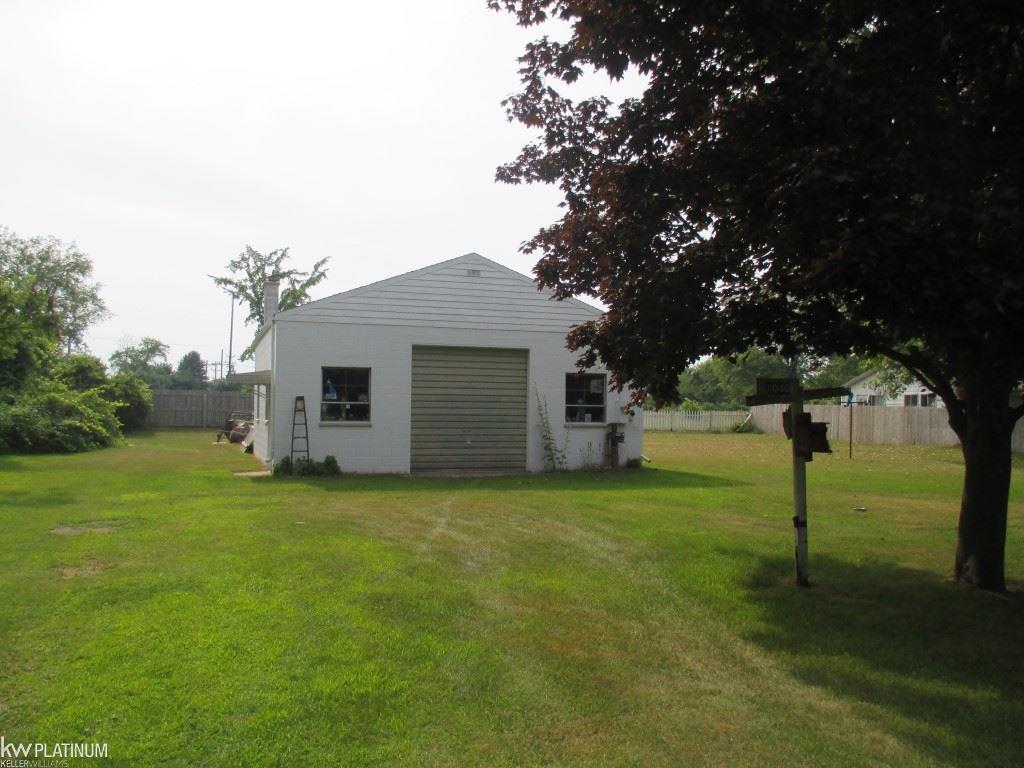 8040 Emigh Road Lexington, MI 48450 - Photo 3 of 19
