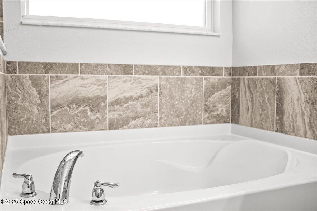 922 Raleigh Road Southeast Palm Bay, FL 32909 - Photo 23 of 44 32-RALEIGH138