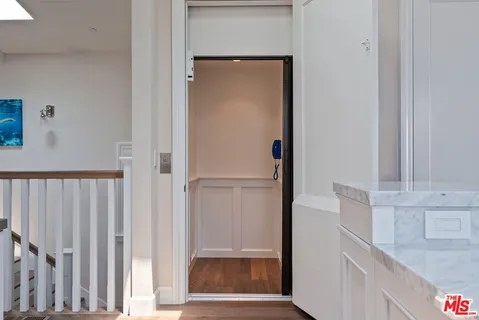 $7,700,000 | 636 12th Street, Manhattan Beach, CA 90266