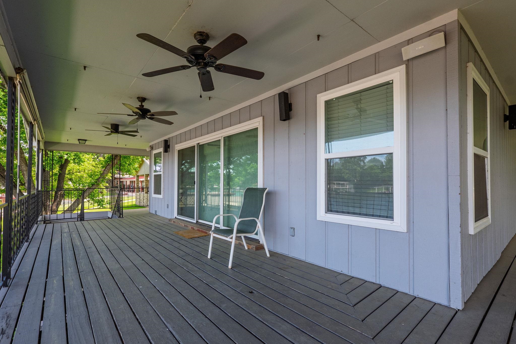 208 Riverside Drive Kingsland, TX 78639 - Photo 19 of 39