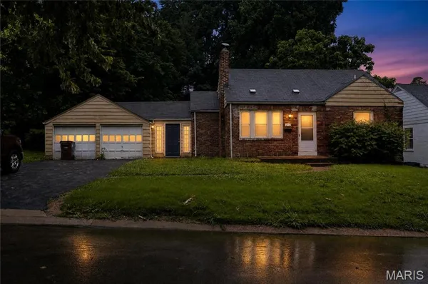 $119,900 | 212 Thoroughman Avenue, St. Louis, MO 63135