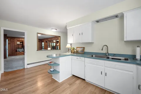 $825,000 | 68 Oakwood Drive, Chapel Hill, NC 27517