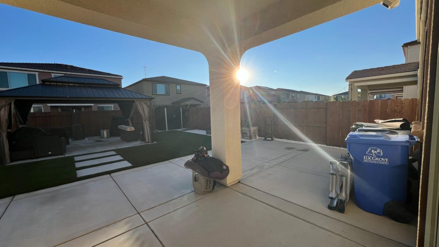 8830 Encore Way Elk Grove, CA 95757 - Photo 35 of 36