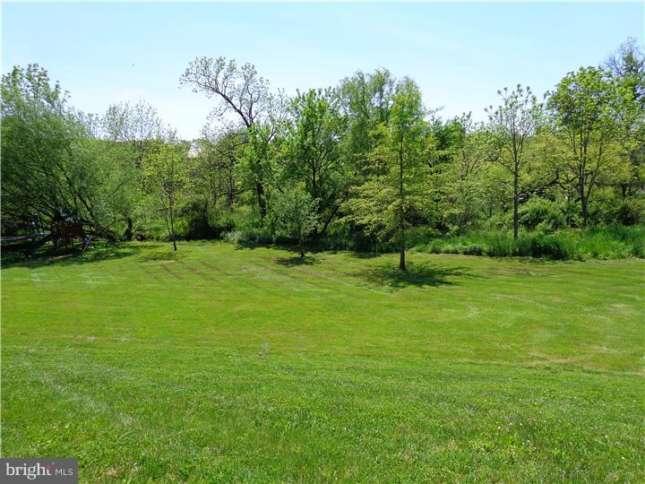 26 Fetterman Road Palm, PA 18070 - Photo 16 of 19 Exterior Back