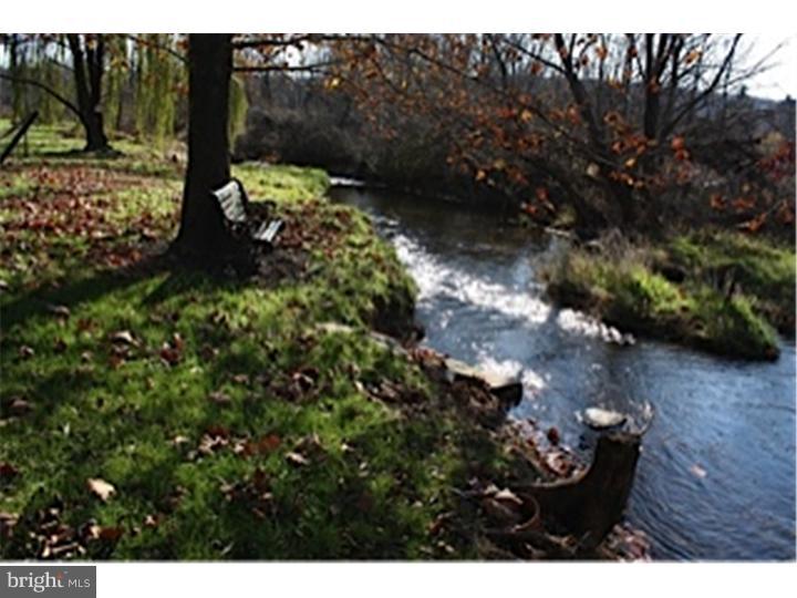 26 Fetterman Road Palm, PA 18070 - Photo 18 of 19 Back Yard