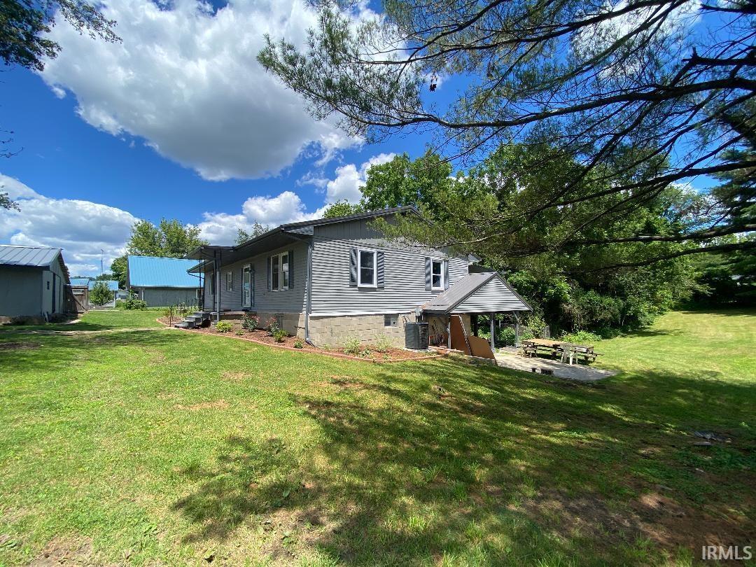7512 South W Gate Road Newberry, IN 47449 - Photo 6 of 38