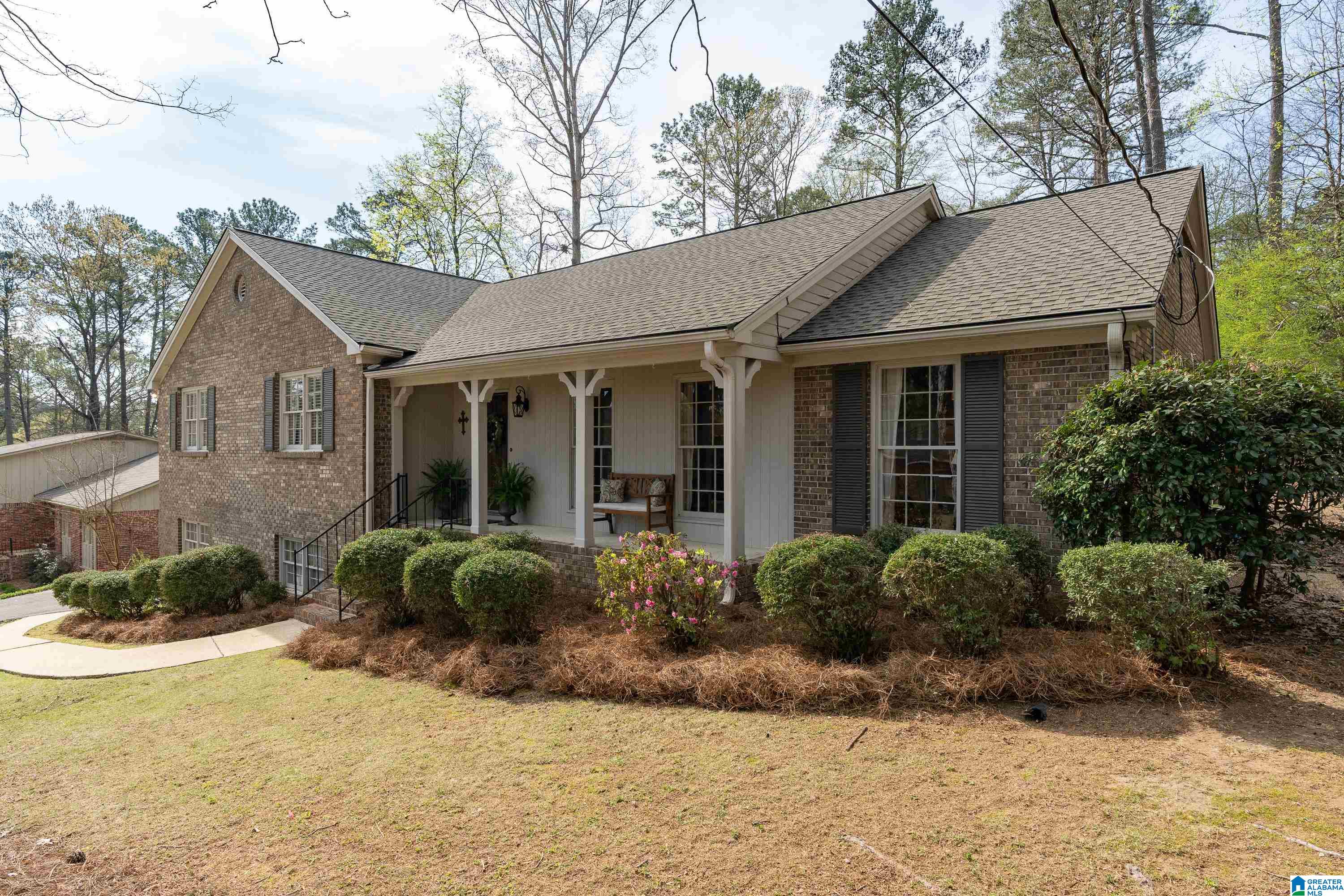 3408 River Bend Road Birmingham, AL 35243 - Photo 2 of 38