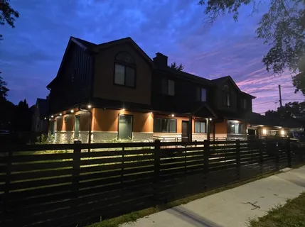 $950,000 | 7100 North Sioux Avenue, Chicago, IL 60646