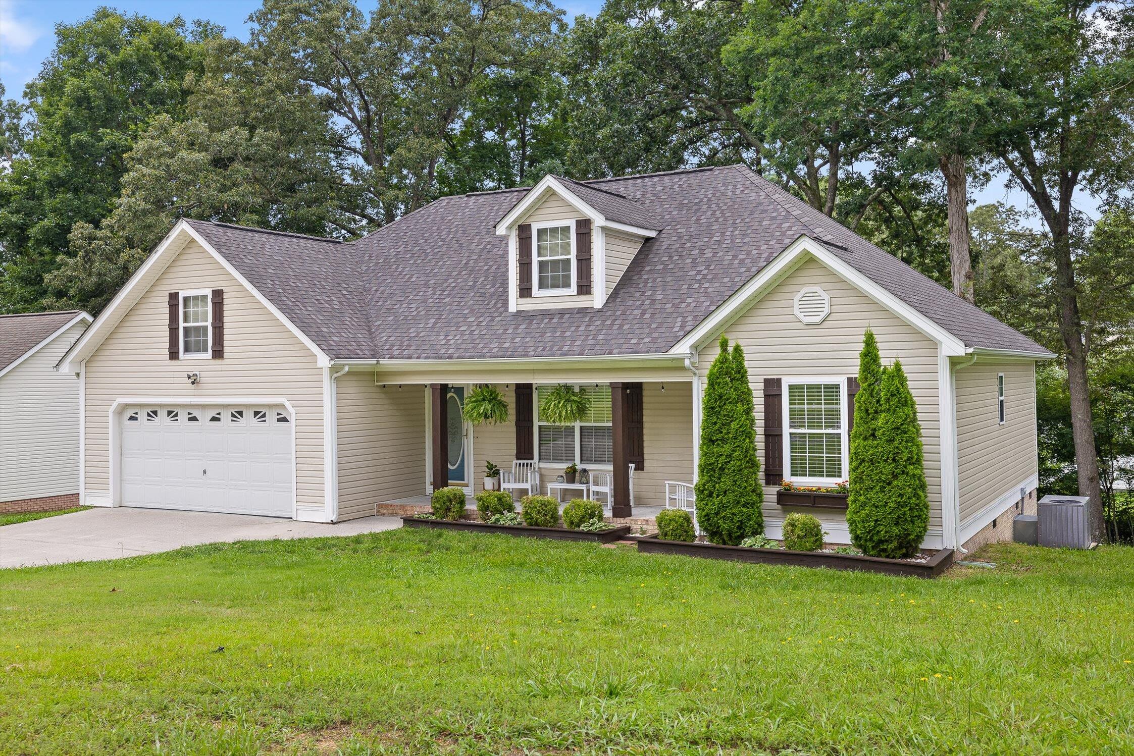 651 Howard Leonard Road Ringgold, GA 30736 - Photo 3 of 36 651 Howard Leonard Rd.
