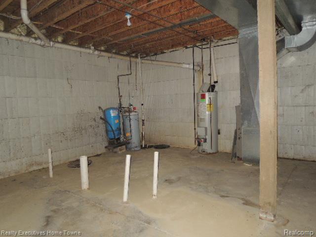 10611 Fisher Road Yale, MI 48097 - Photo 20 of 21 Case # 261-954377 Basement Angle 2.jpg