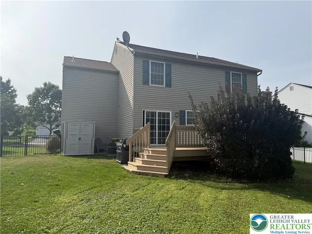 $2,800 | 2659 Thistle Road, Lower Macungie Township, PA 18062