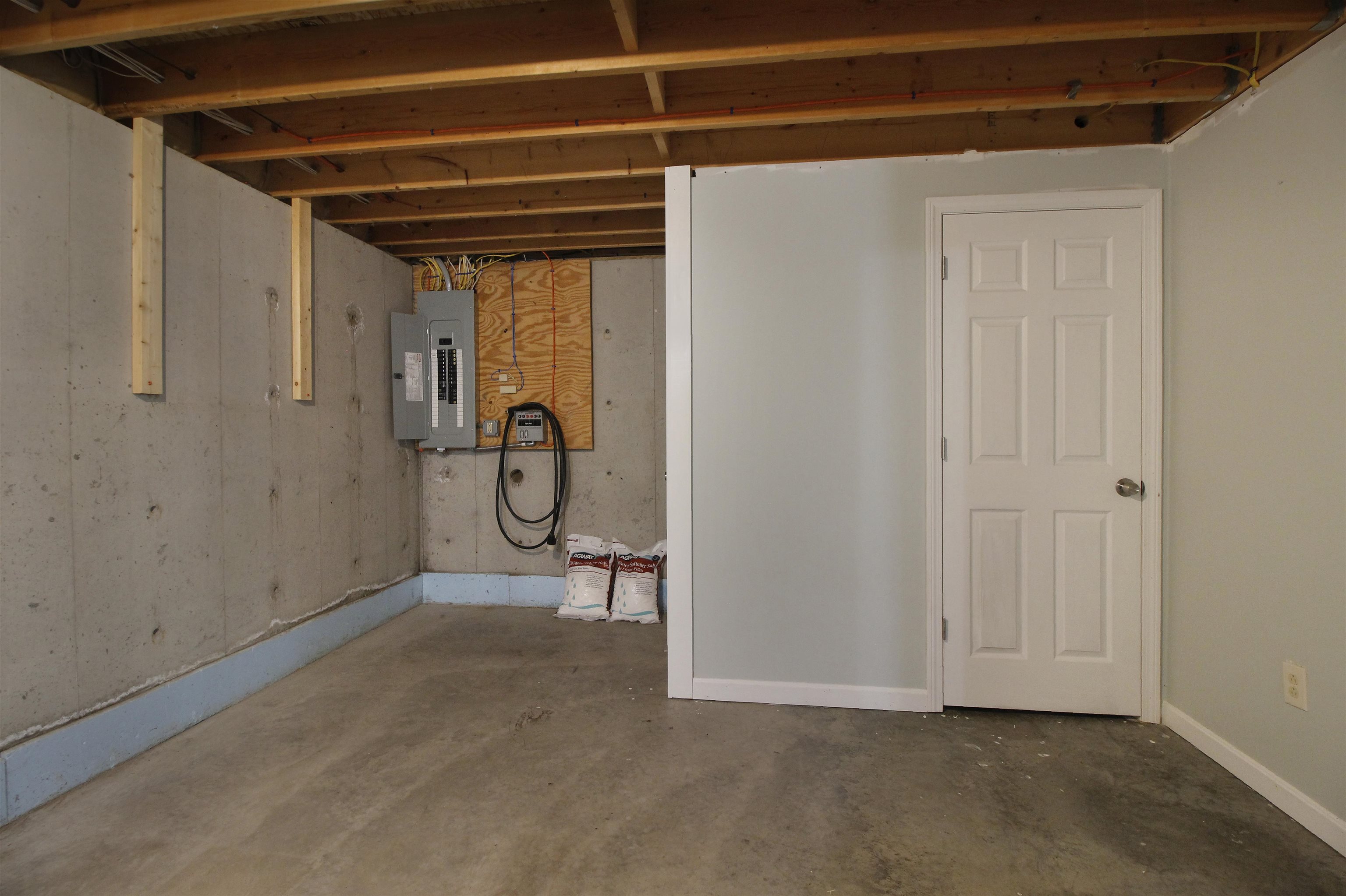 461 Sand Road Haverhill, NH 03774 - Photo 23 of 35