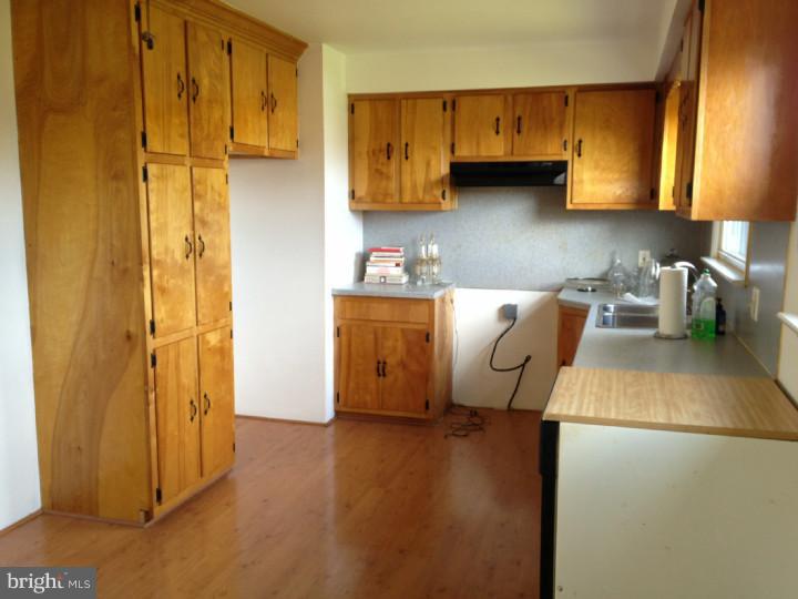427 Upper Church Road Perkasie, PA 18944 - Photo 5 of 7 Kitchen