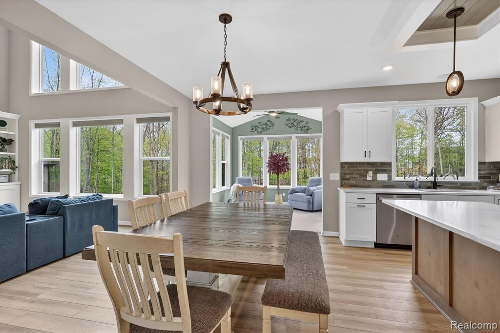3262 Barett Ridge Jenison, MI 49428 - Photo 18 of 60