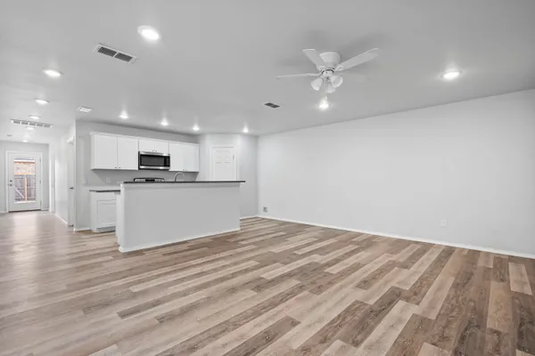 $1,500 | 5609 Jarvis Street, Unit B, Lubbock, TX 79416