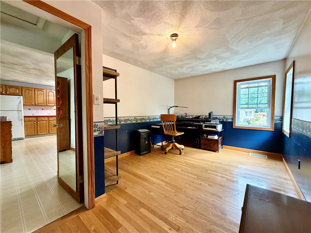 328 Rhodes Avenue Woonsocket, RI 02895 - Photo 16 of 29
