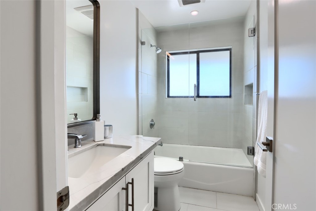 5076-5076 Allred Road Mariposa, CA 95338 - Photo 38 of 75 a bathroom with a sink a toilet and shower