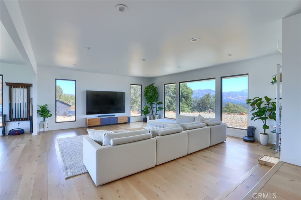 5076-5076 Allred Road Mariposa, CA 95338 - Photo 5 of 75