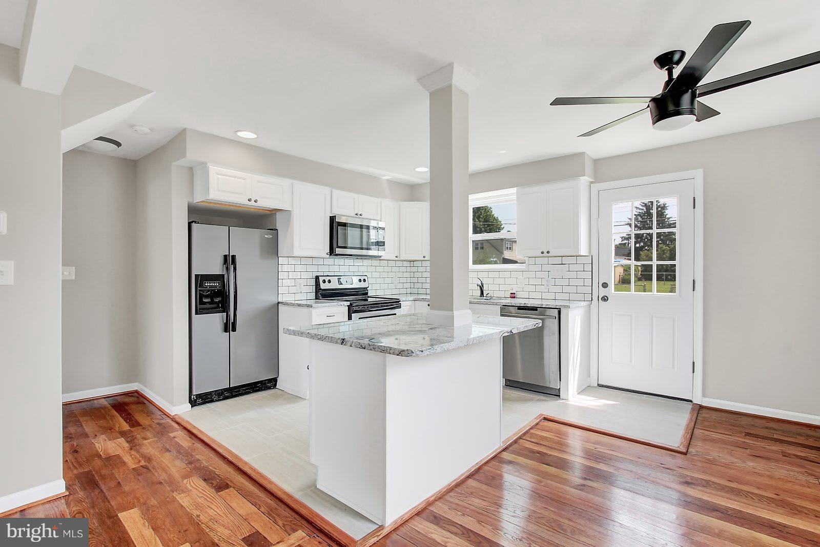 3147 Cornwall Road Dundalk, MD 21222 - Photo 5 of 19 Kitchen