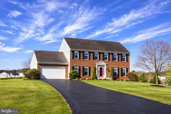 $650,000 | 17015 Bivens Lane, Hagerstown, MD 21740