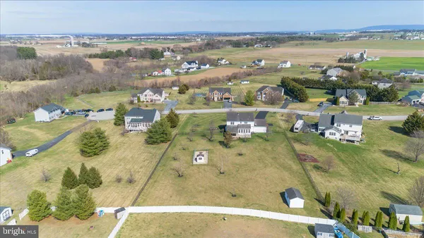 $650,000 | 17015 Bivens Lane, Hagerstown, MD 21740