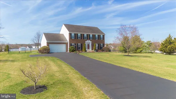 $650,000 | 17015 Bivens Lane, Hagerstown, MD 21740