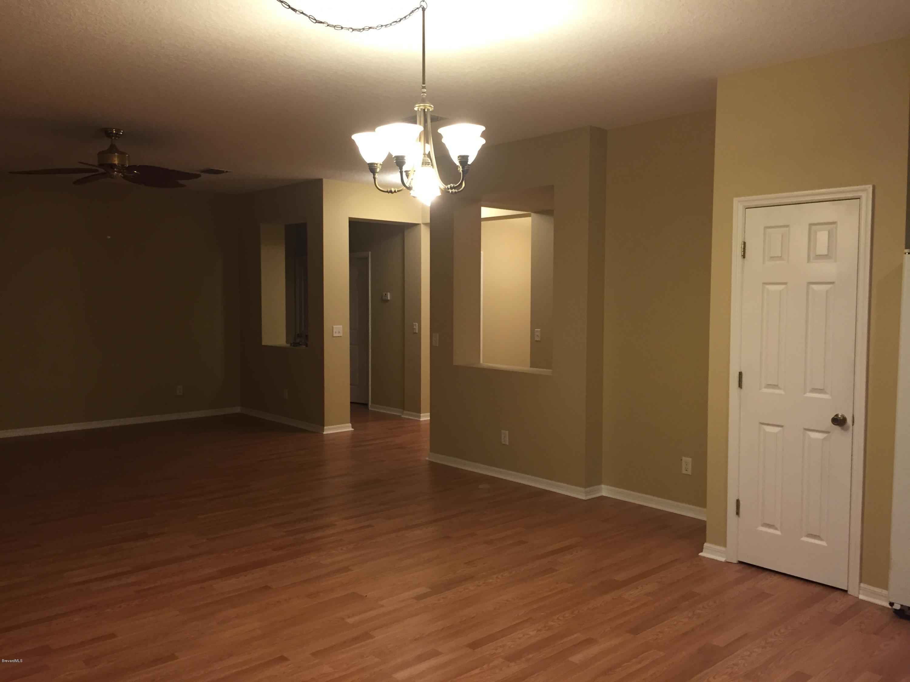1352 Sapulpa Road Southwest Palm Bay, FL 32908 - Photo 2 of 13 image5