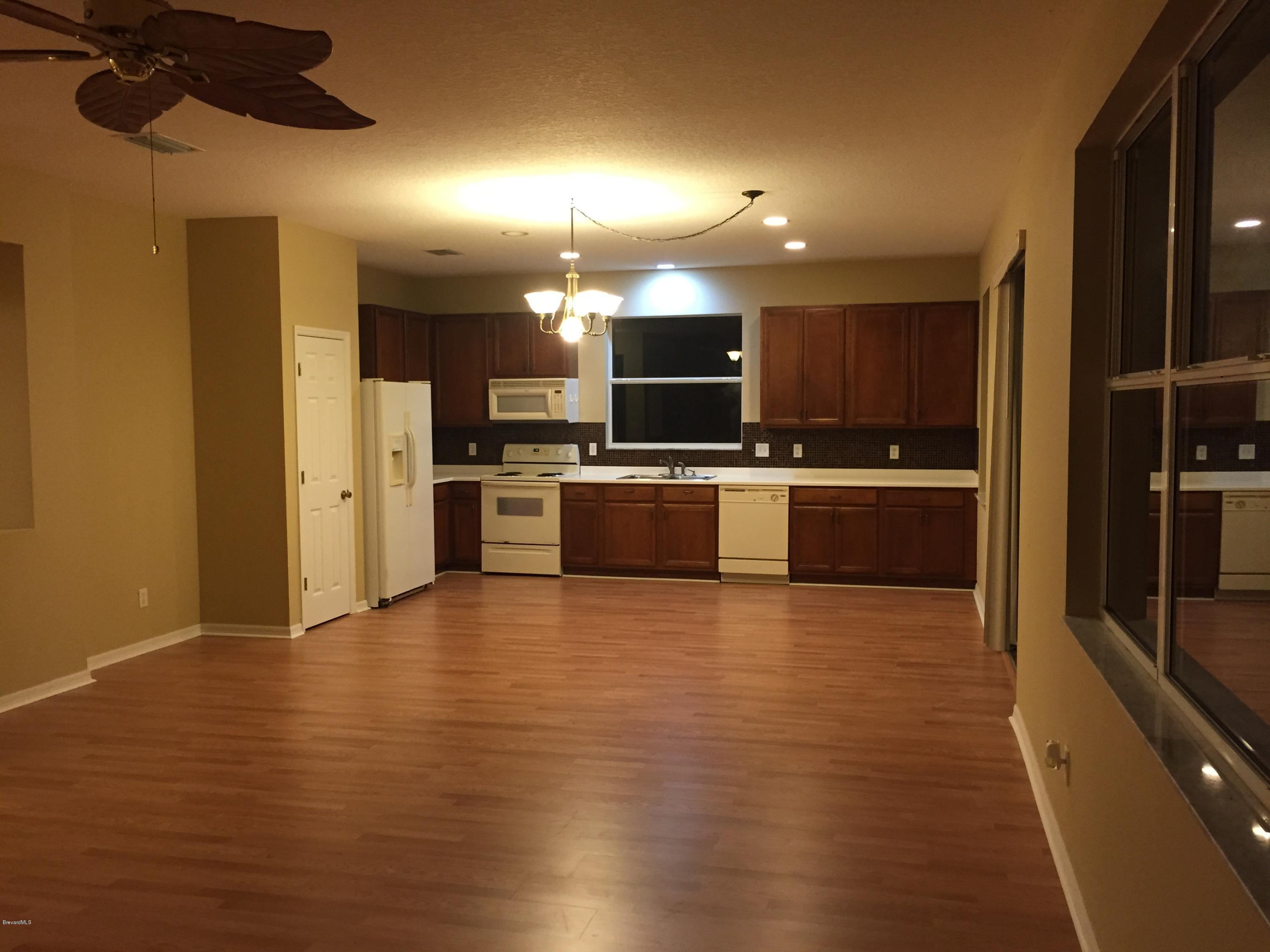 1352 Sapulpa Road Southwest Palm Bay, FL 32908 - Photo 3 of 13 image3