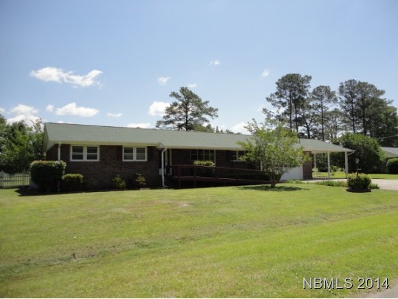 210 Snead Road New Bern, NC 28560 - Photo 1 of 25 Primary Photo