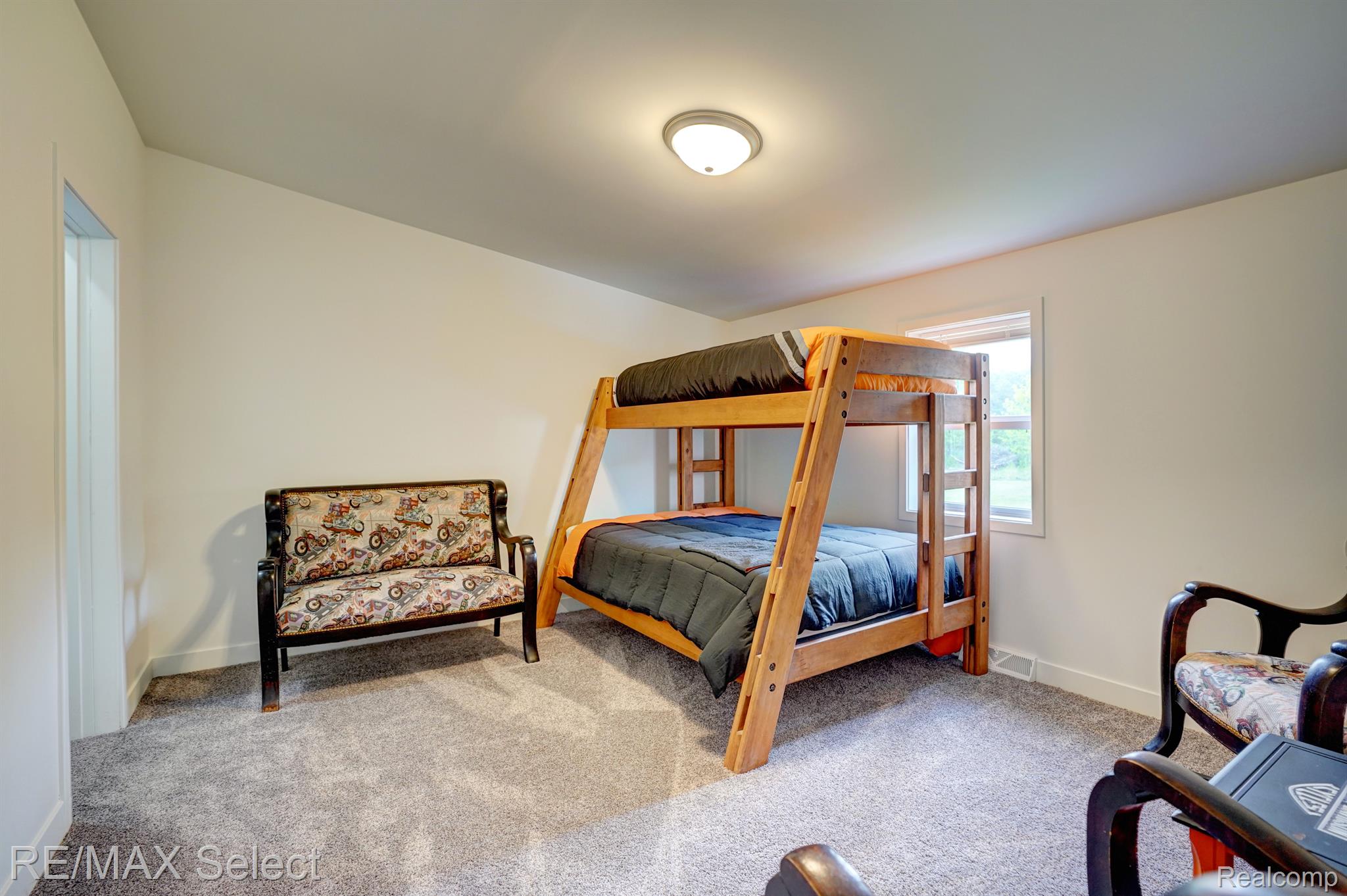6106 Carpenter Road Flushing, MI 48433 - Photo 26 of 37 Gallery Image 26