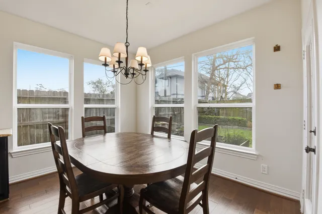 $1,299,000 | 1515 Thornton Road, Houston, TX 77018