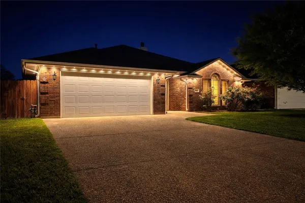 $325,000 | 805 Turtle Dove Trail, College Station, TX 77845