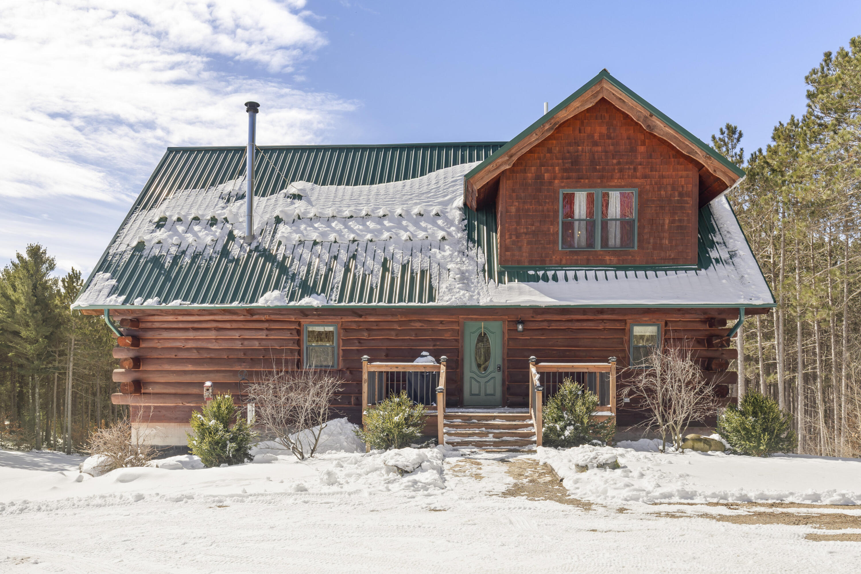 5895 Maidens Road Onekama, MI 49675 - Photo 2 of 60 0S5A3445