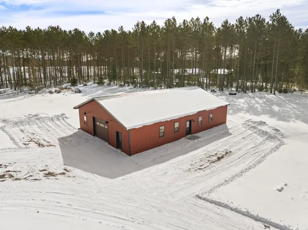 $650,000 | 5895 Maidens Road, Onekama, MI 49675