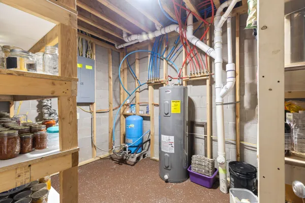 $650,000 | 5895 Maidens Road, Onekama, MI 49675