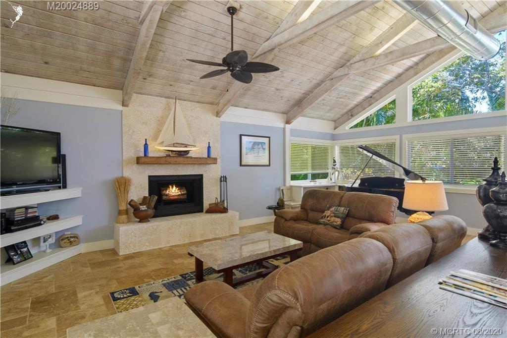 8 Palm Road Sewall's Point, FL 34996 - Photo 12 of 57 Gallery Image 12