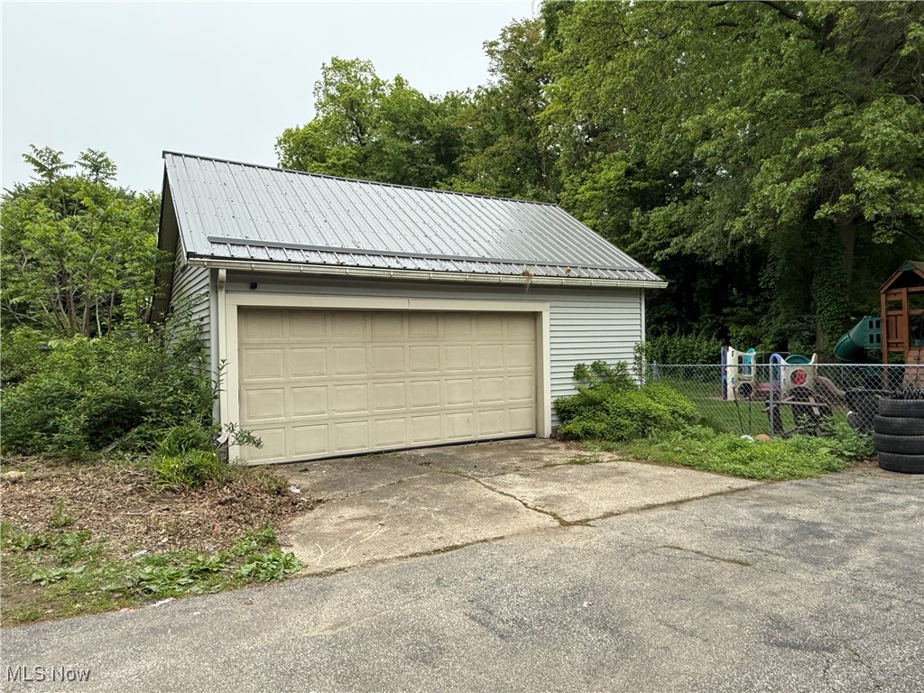 7350 Center Road Ashtabula, OH 44004 - Photo 18 of 20 View of detached garage