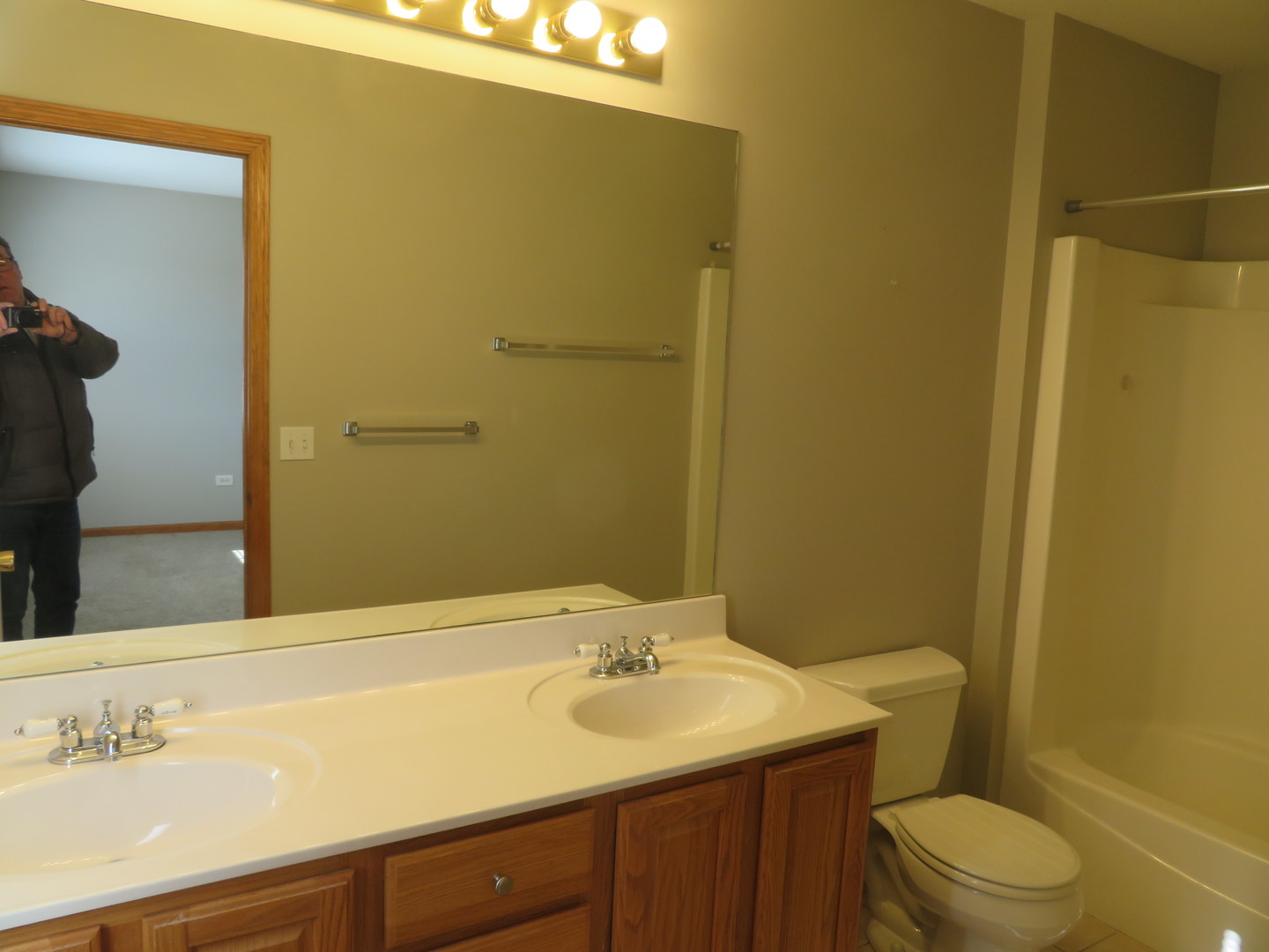 2051 Lisbon Road, Unit D Morris, IL 60450 - Photo 16 of 31 Gallery Image 16
