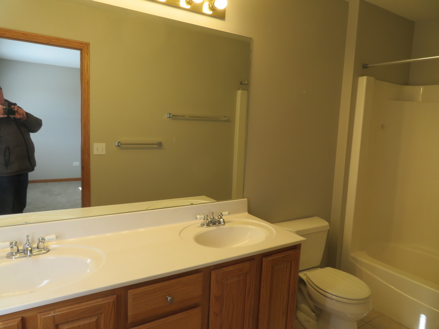 2051 Lisbon Road, Unit D Morris, IL 60450 - Photo 17 of 31 Gallery Image 17