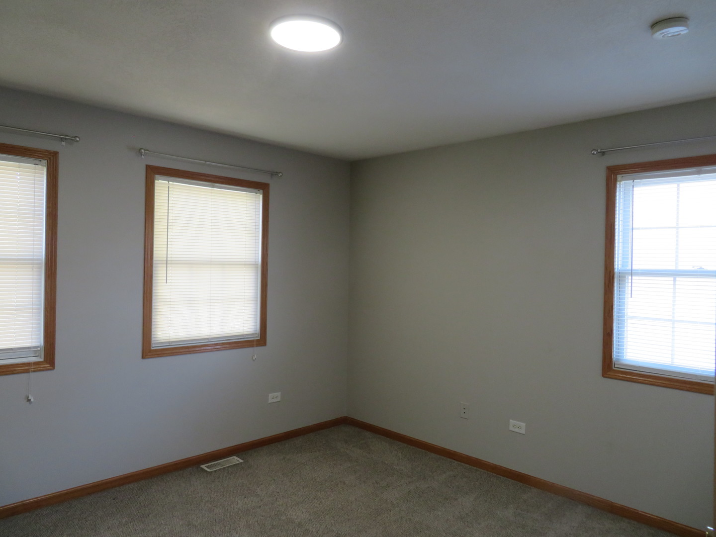 2051 Lisbon Road, Unit D Morris, IL 60450 - Photo 19 of 31 Gallery Image 19