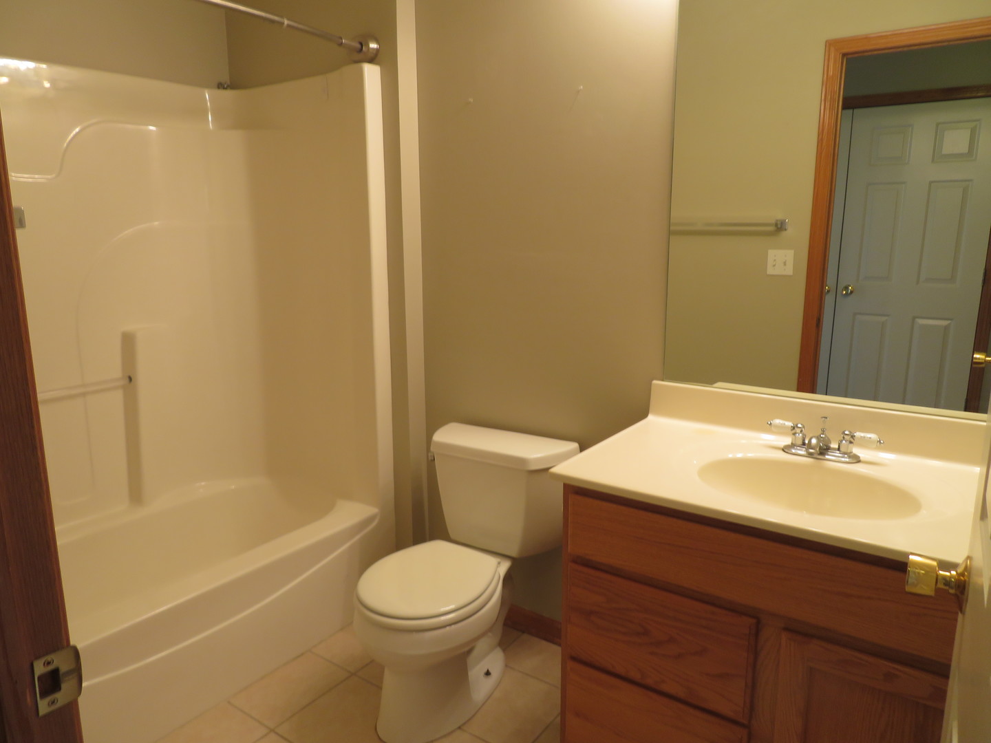 2051 Lisbon Road, Unit D Morris, IL 60450 - Photo 23 of 31 Gallery Image 23