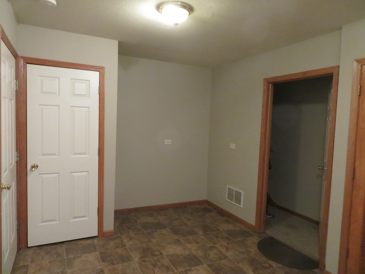 2051 Lisbon Road, Unit D Morris, IL 60450 - Photo 27 of 31 Gallery Image 27