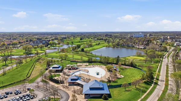$164,900 | 1500 Robin Circle, Unit 112, Hoffman Estates, IL 60169