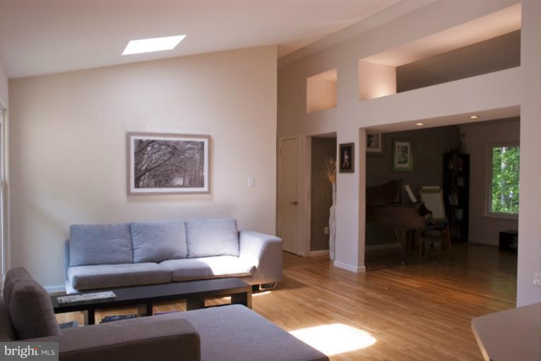 10728 Cross School Road Reston, VA 20191 - Photo 12 of 30 Family Room