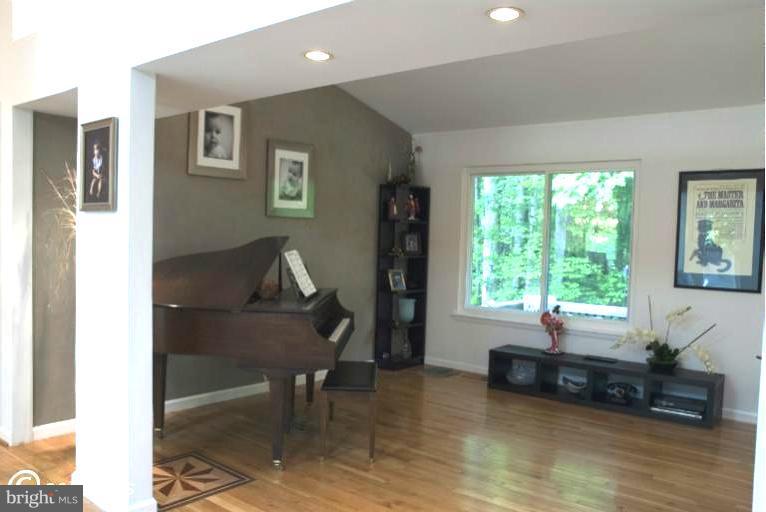 10728 Cross School Road Reston, VA 20191 - Photo 19 of 30 Living Room